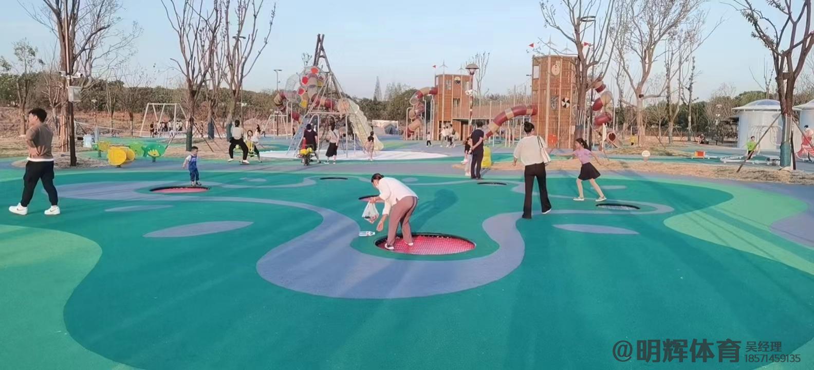 江孜公园跑道是用什么材料做成的